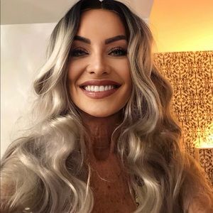 New long wavy grey blond wig